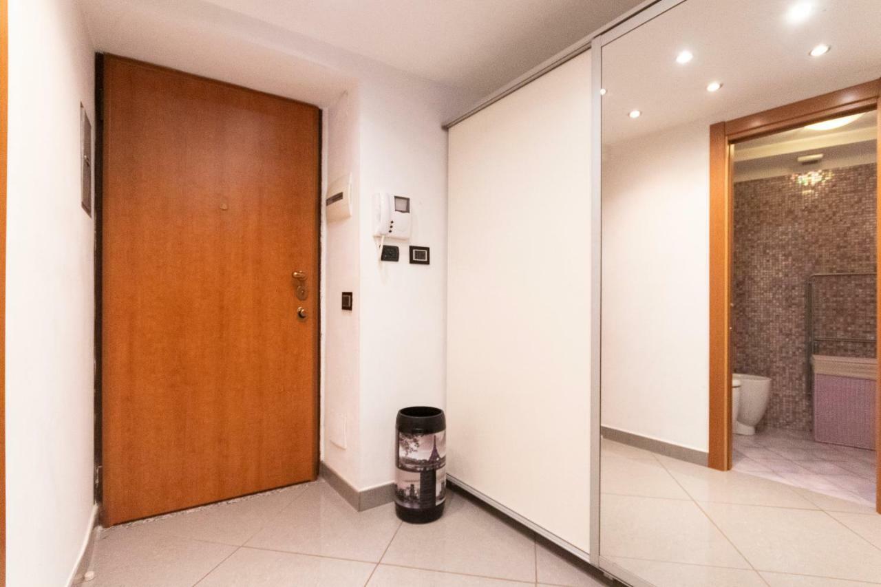 Studio Alzaia 54 Navigli มิลาน ภายนอก รูปภาพ